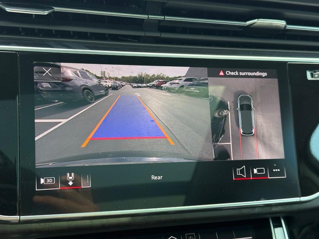 2023 Audi Q7 Premium Plus