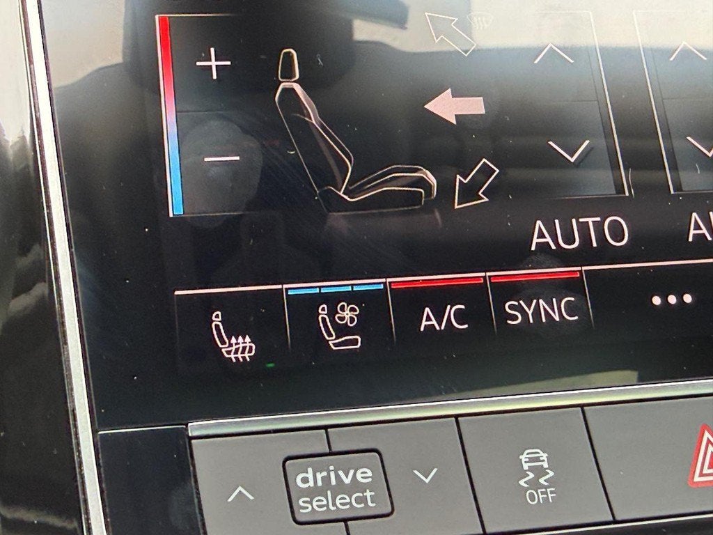 2023 Audi Q7 Premium Plus