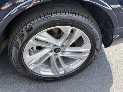 2023 Audi Q7 Premium Plus