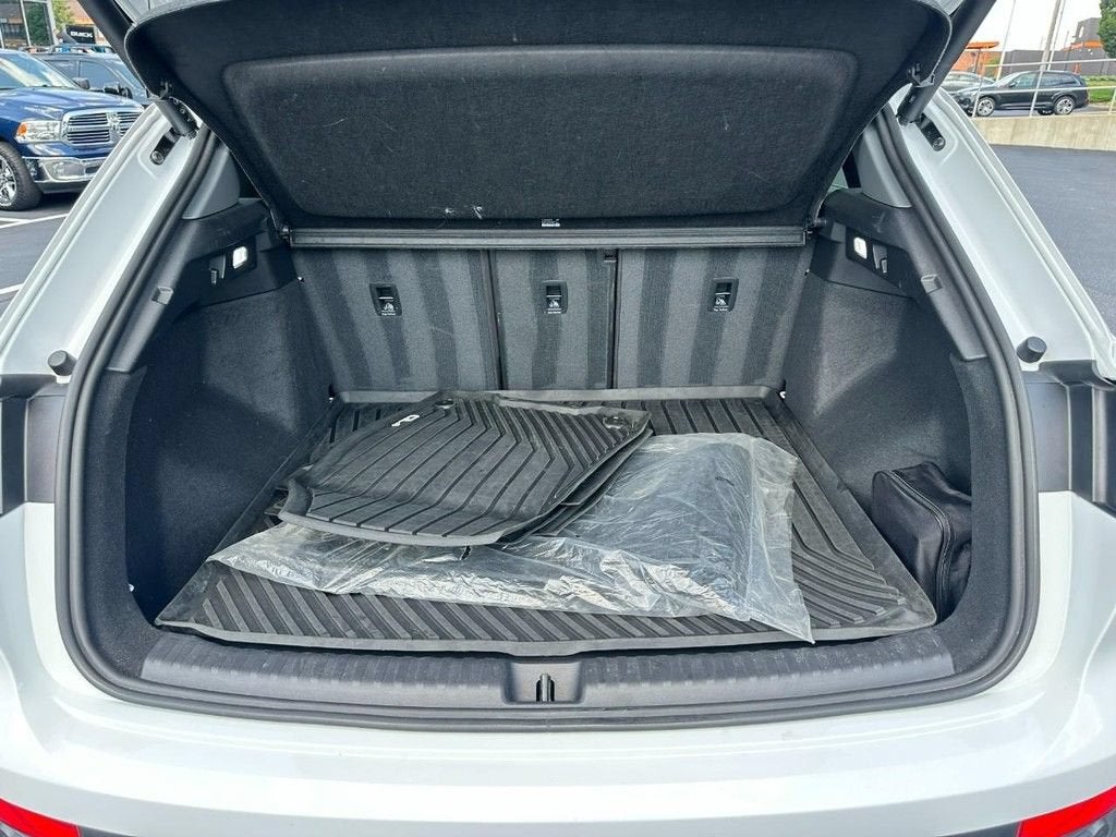 2023 Audi Q4 e-tron Prestige