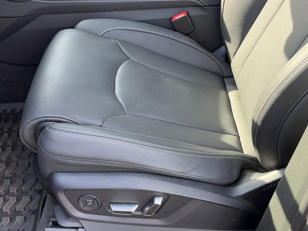 2025 Audi Q7 Prestige