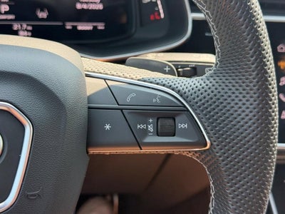2023 Audi SQ7 Prestige
