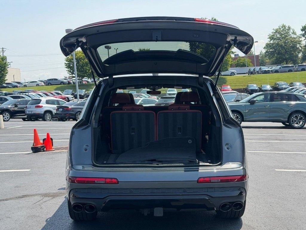 2023 Audi SQ7 Prestige