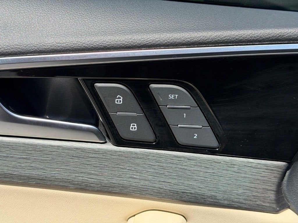 2022 Audi A4 Sedan S line Premium