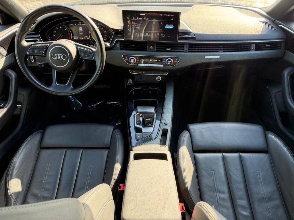 2023 Audi A4 Sedan S line Premium