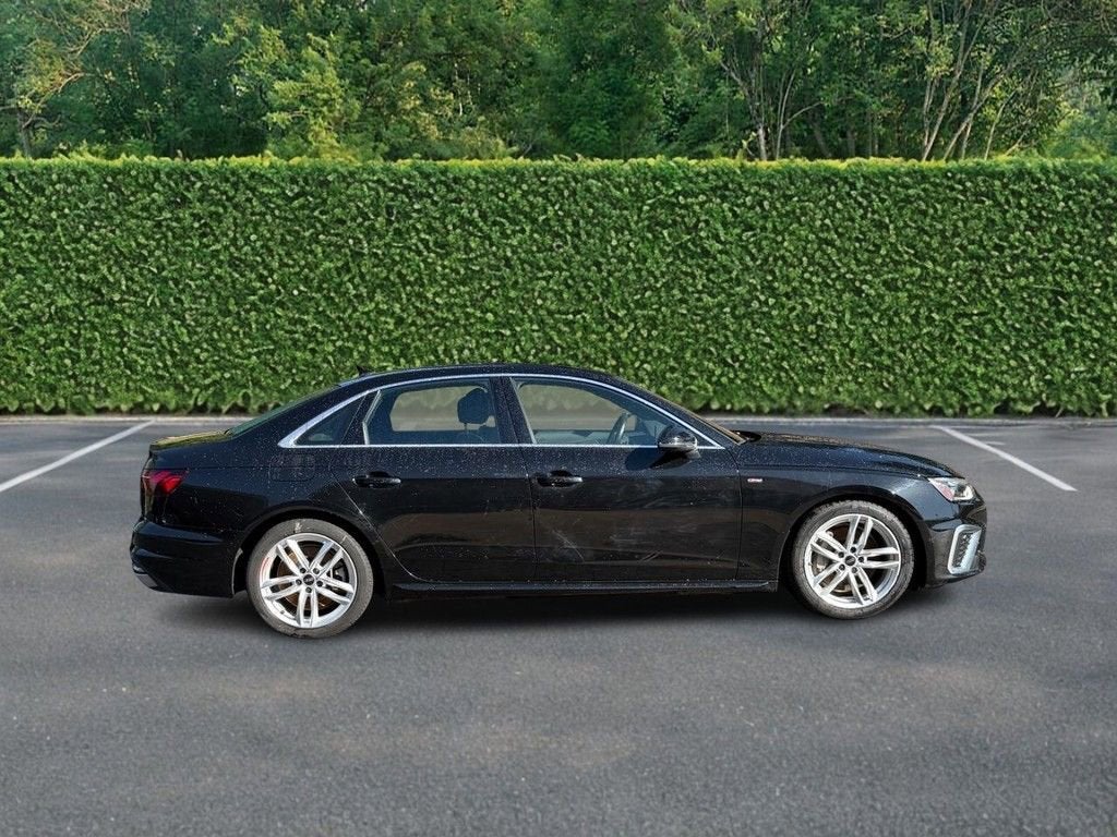 2023 Audi A4 Sedan S line Premium