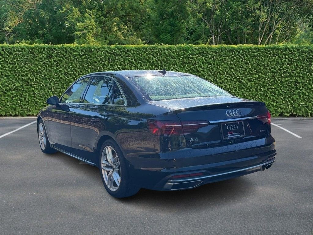 2023 Audi A4 Sedan S line Premium
