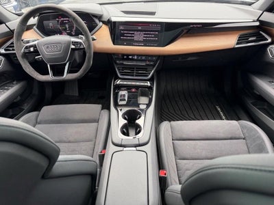 2023 Audi e-tron GT Prestige
