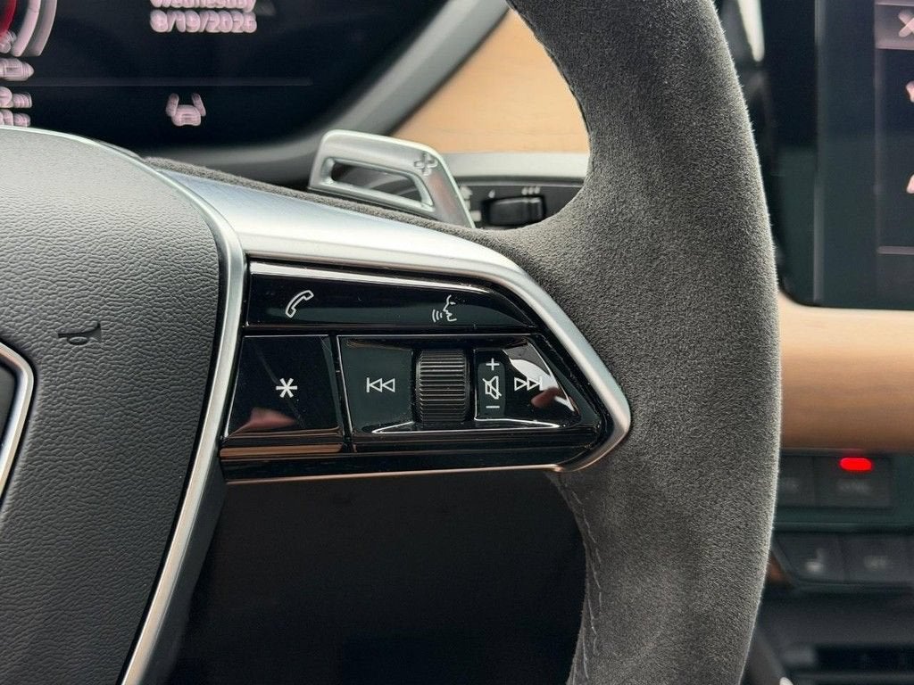 2023 Audi e-tron GT Prestige