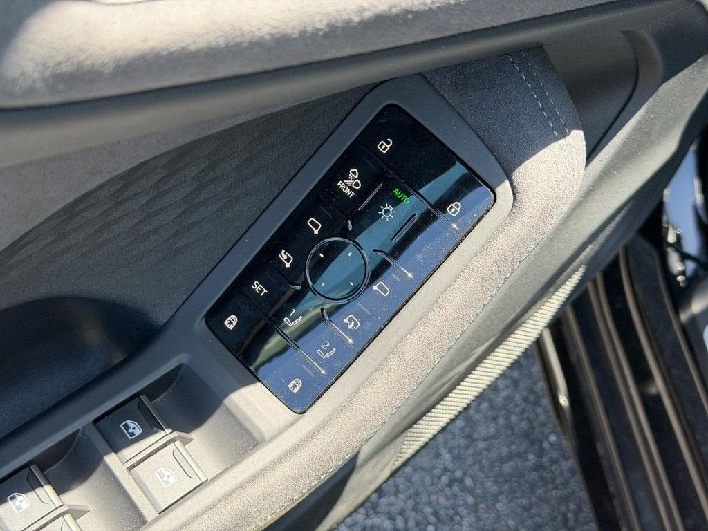2023 Audi S8 4DR 4.0 TFSI