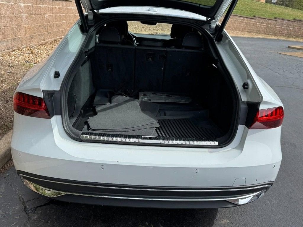 2022 Audi A7 Premium