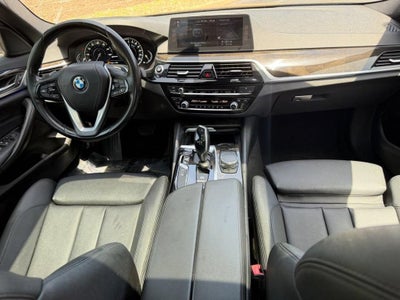 2018 BMW 5 Series 530e xDrive iPerformance