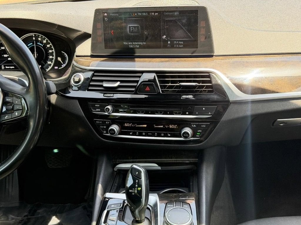 2018 BMW 5 Series 530e xDrive iPerformance