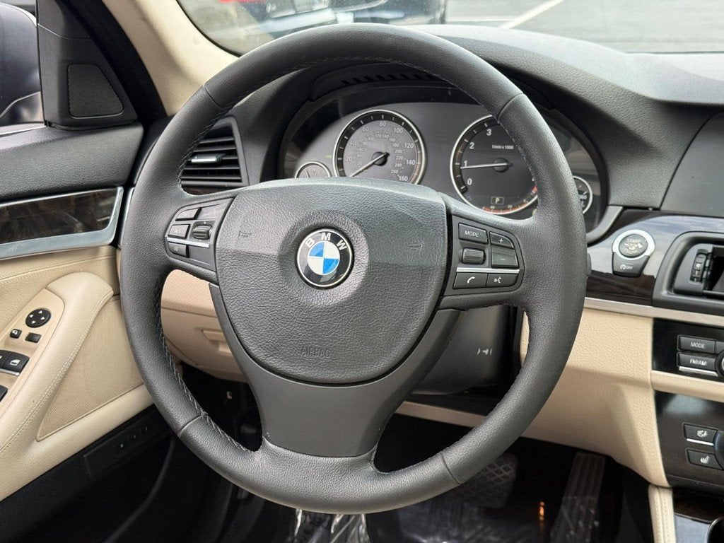 2012 BMW 5 Series 528i xDrive
