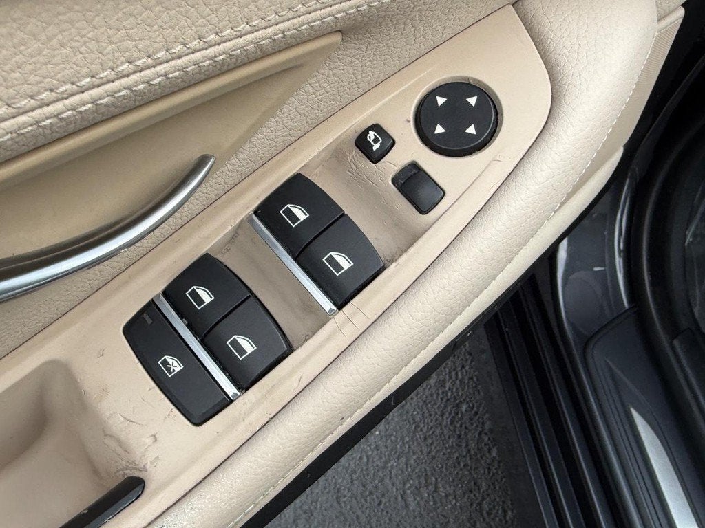 2012 BMW 5 Series 528i xDrive