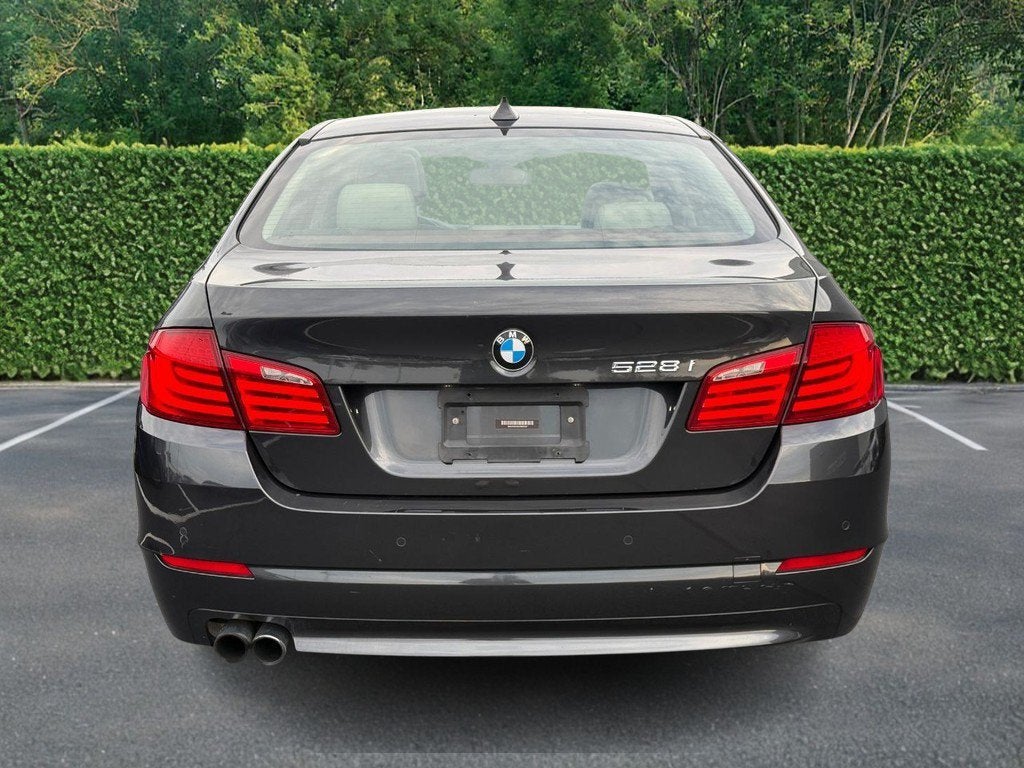 2012 BMW 5 Series 528i xDrive