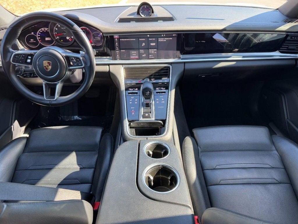 2019 Porsche Panamera 4