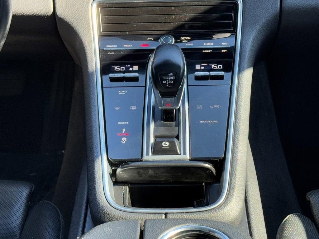 2019 Porsche Panamera 4