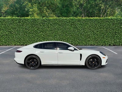 2019 Porsche Panamera 4