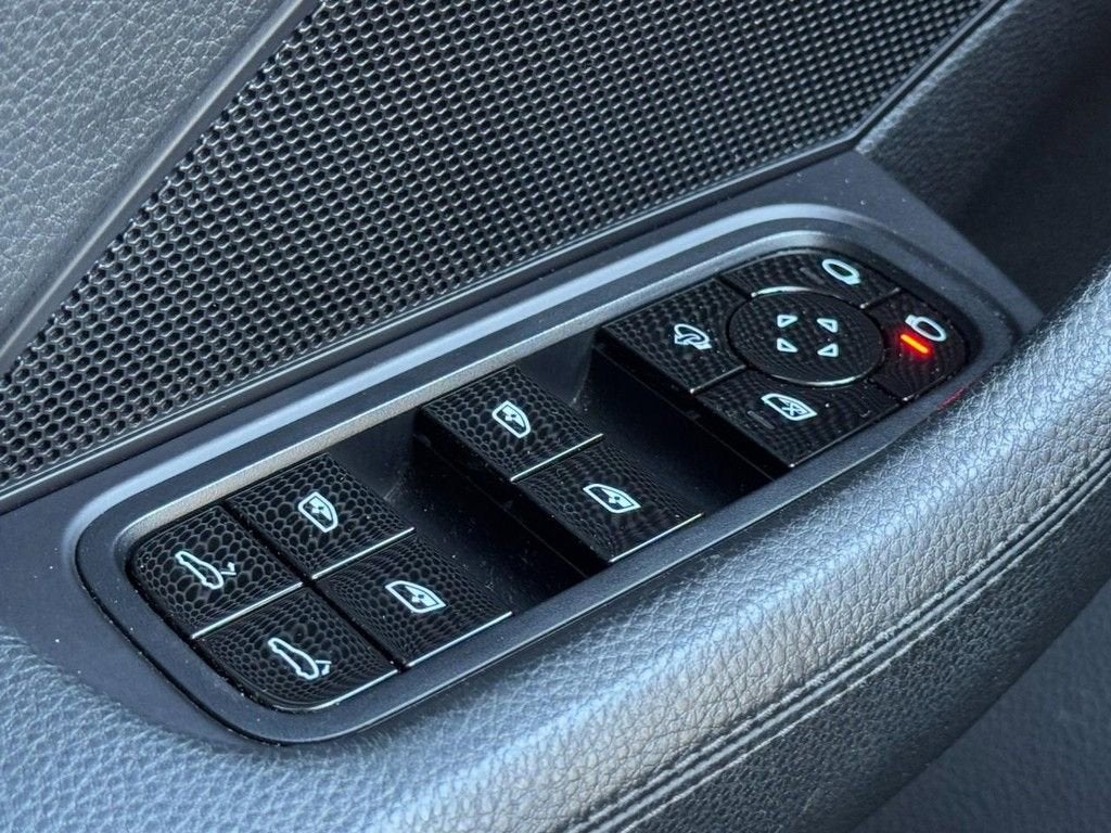 2019 Porsche Panamera 4