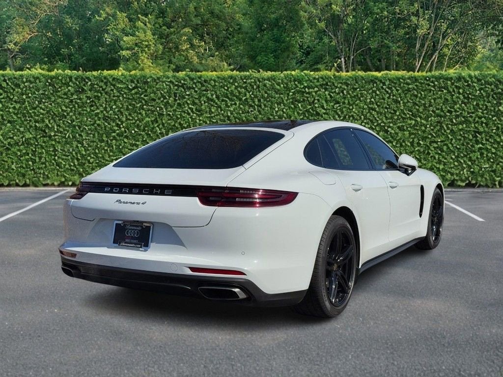 2019 Porsche Panamera 4