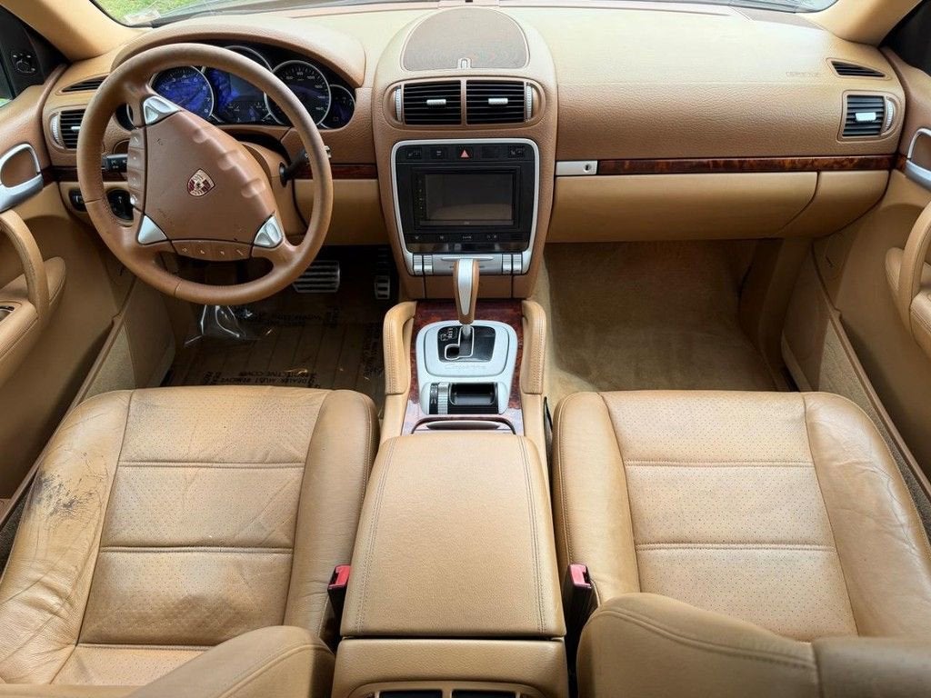 2004 Porsche Cayenne S