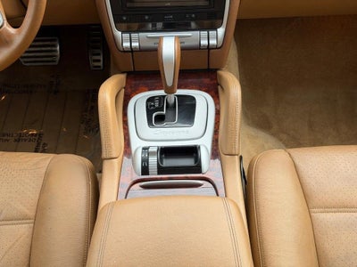 2004 Porsche Cayenne S