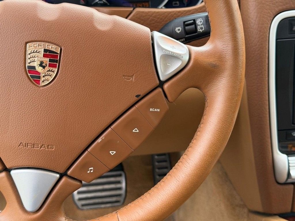 2004 Porsche Cayenne S