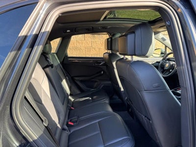 2023 Porsche Macan S