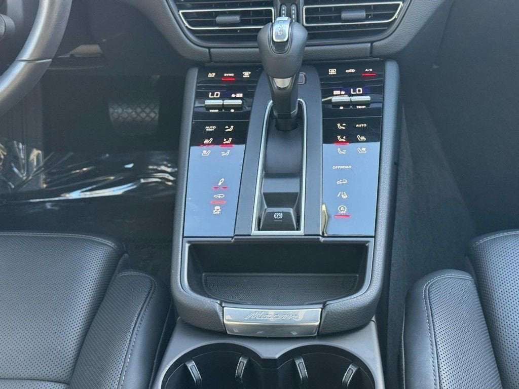 2023 Porsche Macan S