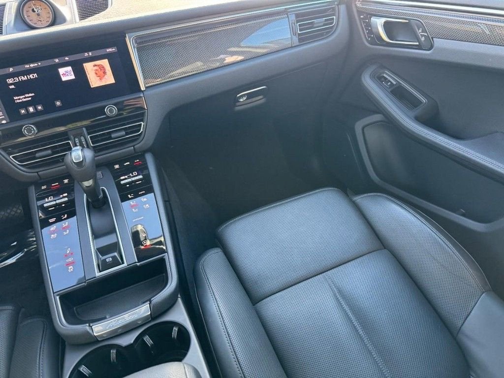 2023 Porsche Macan S