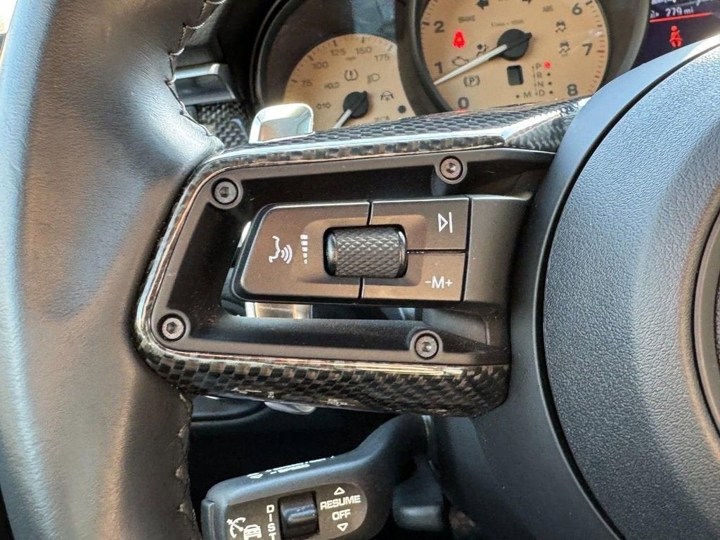 2023 Porsche Macan S