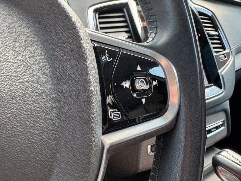 2022 Volvo XC90 Inscription