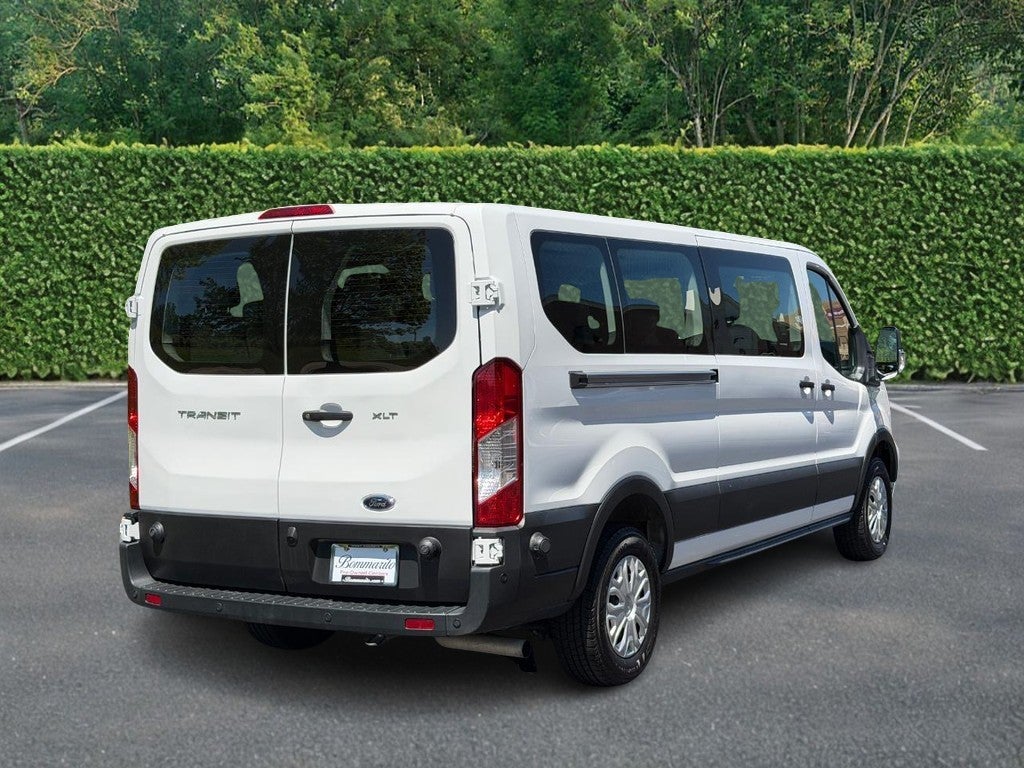 2024 Ford Transit Passenger Wagon T-350 148" Low Roof XLT RWD