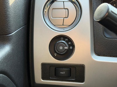 2014 Ford F-150 4WD SuperCrew 145" FX4