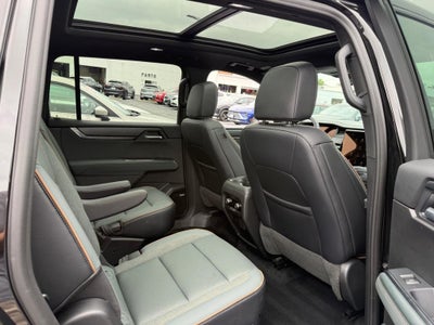 2026 GMC Acadia AWD 4dr AT4