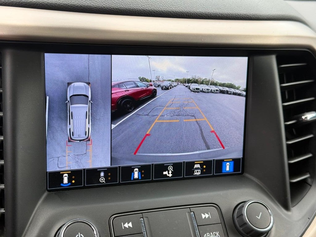 2023 GMC Acadia AWD 4dr Denali
