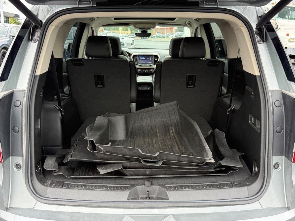 2023 GMC Acadia AWD 4dr Denali