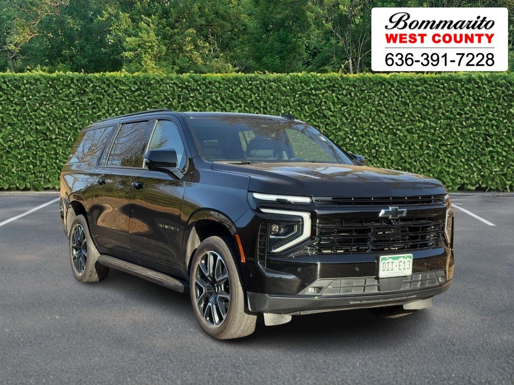 2025 Chevrolet Suburban 4WD 4dr RST