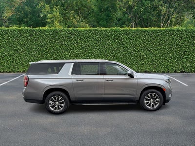 2021 Chevrolet Suburban 4WD 4dr LT