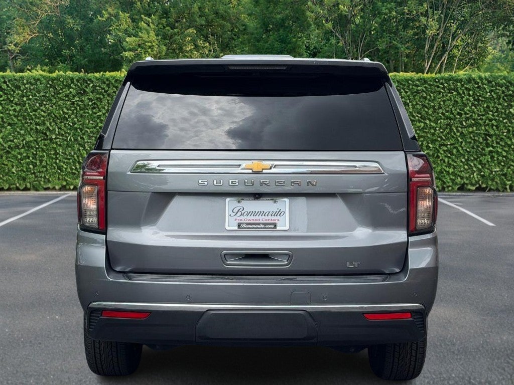 2021 Chevrolet Suburban 4WD 4dr LT