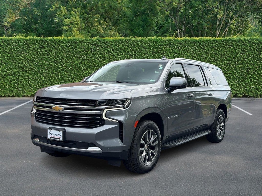 2021 Chevrolet Suburban 4WD 4dr LT