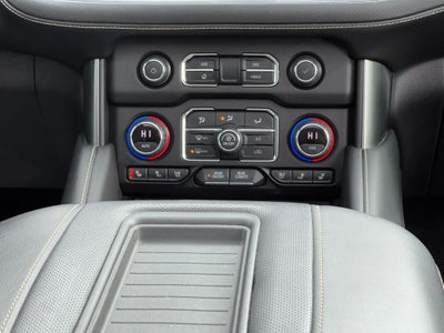 2021 Chevrolet Suburban 4WD 4dr Premier