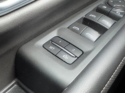 2021 Chevrolet Suburban 4WD 4dr Premier