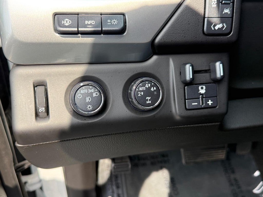 2016 Chevrolet Suburban 4WD 4dr 1500 LTZ