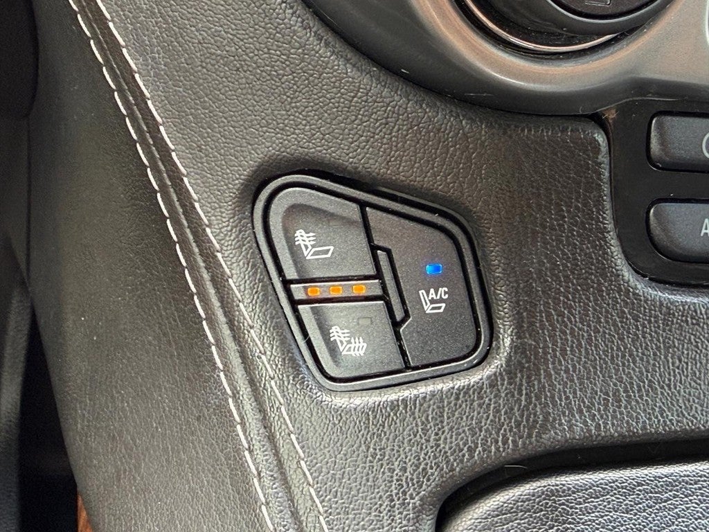 2016 Chevrolet Suburban 4WD 4dr 1500 LTZ