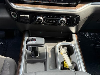 2025 GMC Sierra 1500 4WD Crew Cab 147" Elevation w/3SB