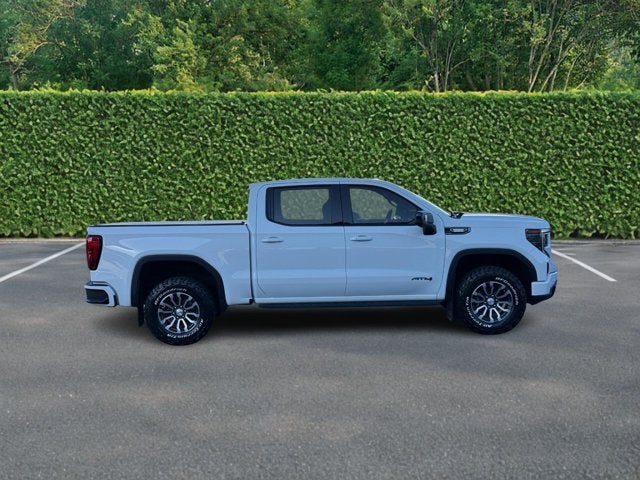 2023 GMC Sierra 1500 4WD Crew Cab 147" AT4