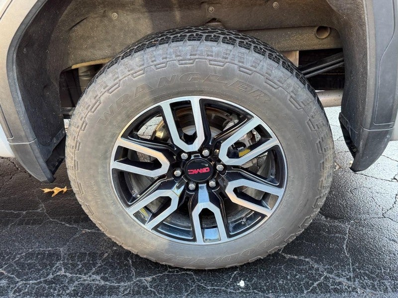 2025 GMC Sierra 1500 4WD Crew Cab 147" AT4