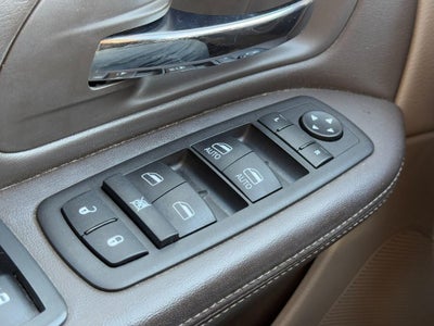 2012 Chrysler Town & Country 4dr Wgn Touring-L